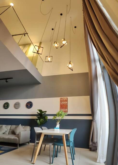 KL Duplex with balcony@Ekocheras MRT
