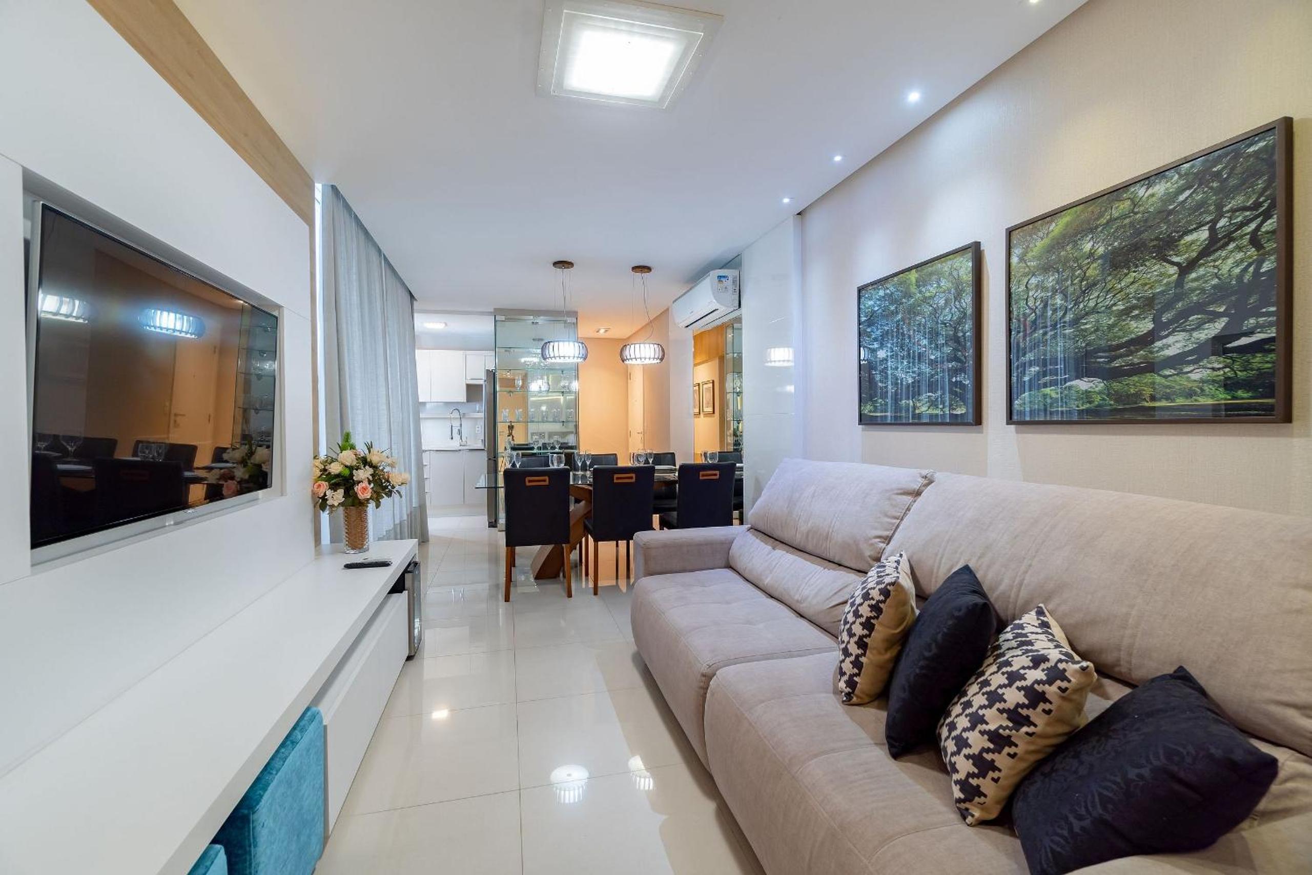 Varandas do Atlântico - Apartamento Impecável em Condomínio Pé na Areia