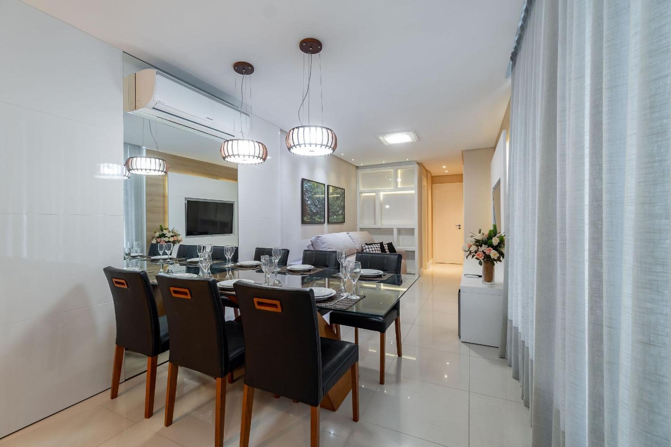 Varandas do Atlântico - Apartamento Impecável em Condomínio Pé na Areia