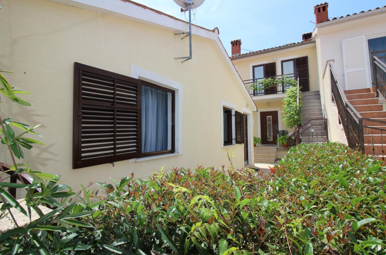 Apartments Andrea near beach view 5