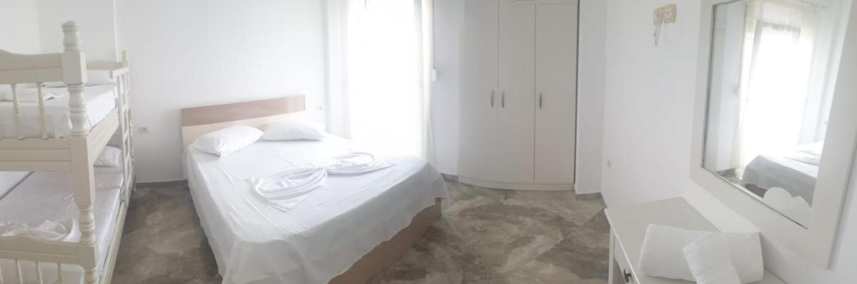 Vila Tirona