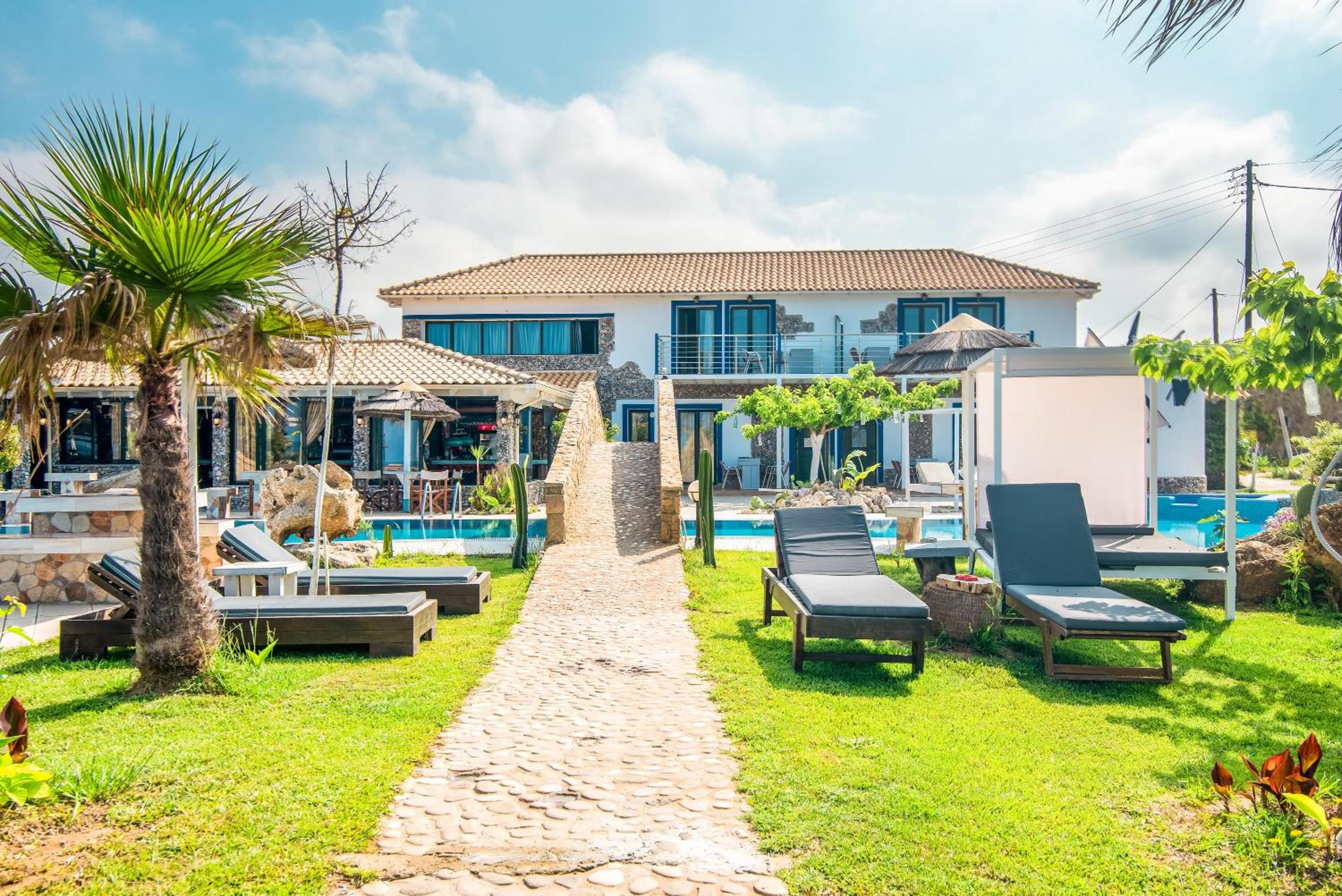 Mirage Arillas Studio Type C16 view 3