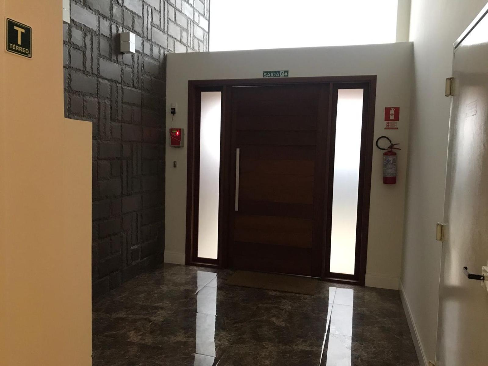 Apto Com 02 Suítes Próximo a Catedral de Pedra