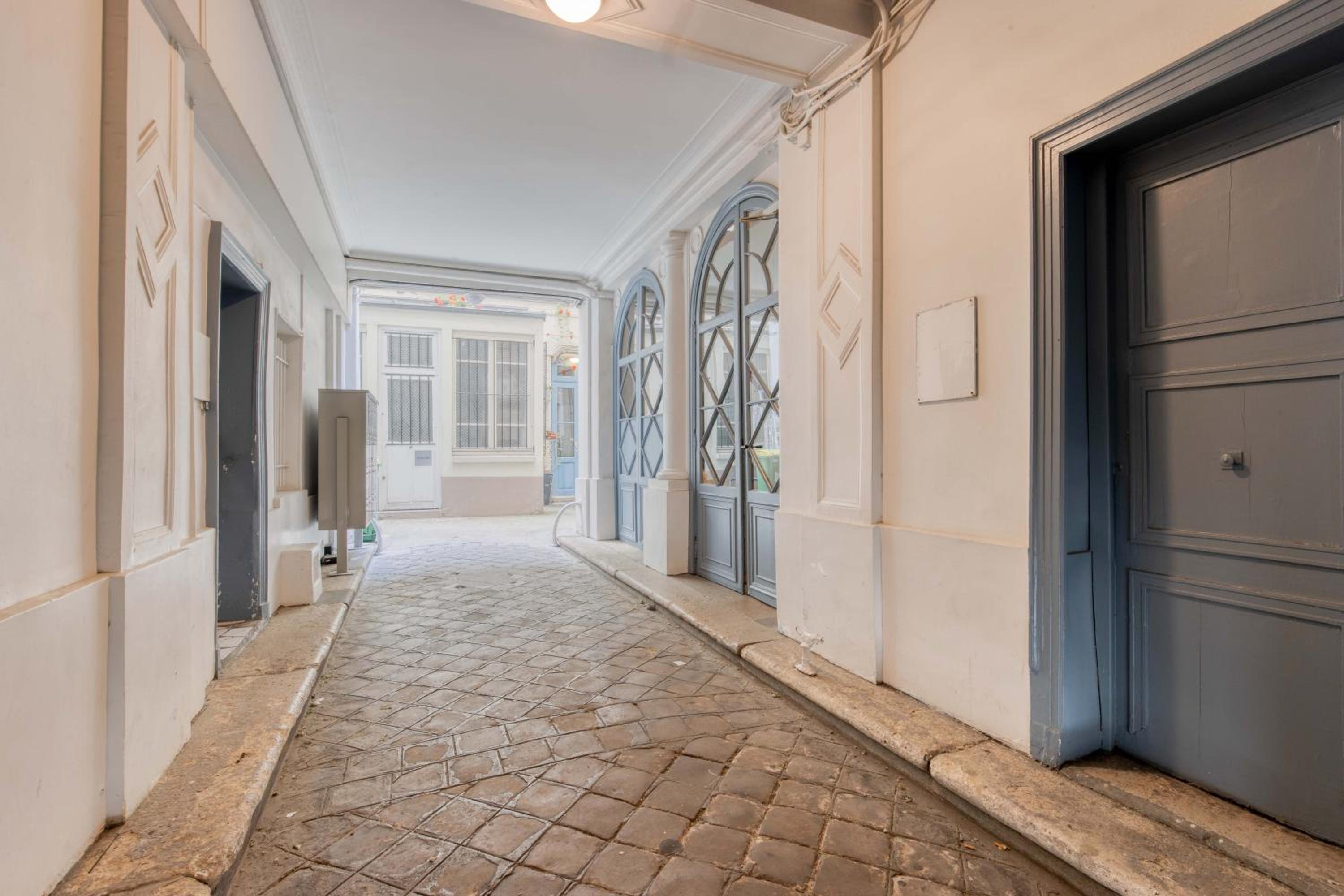 New & Design 1bd Flat in the Heart of le Marais