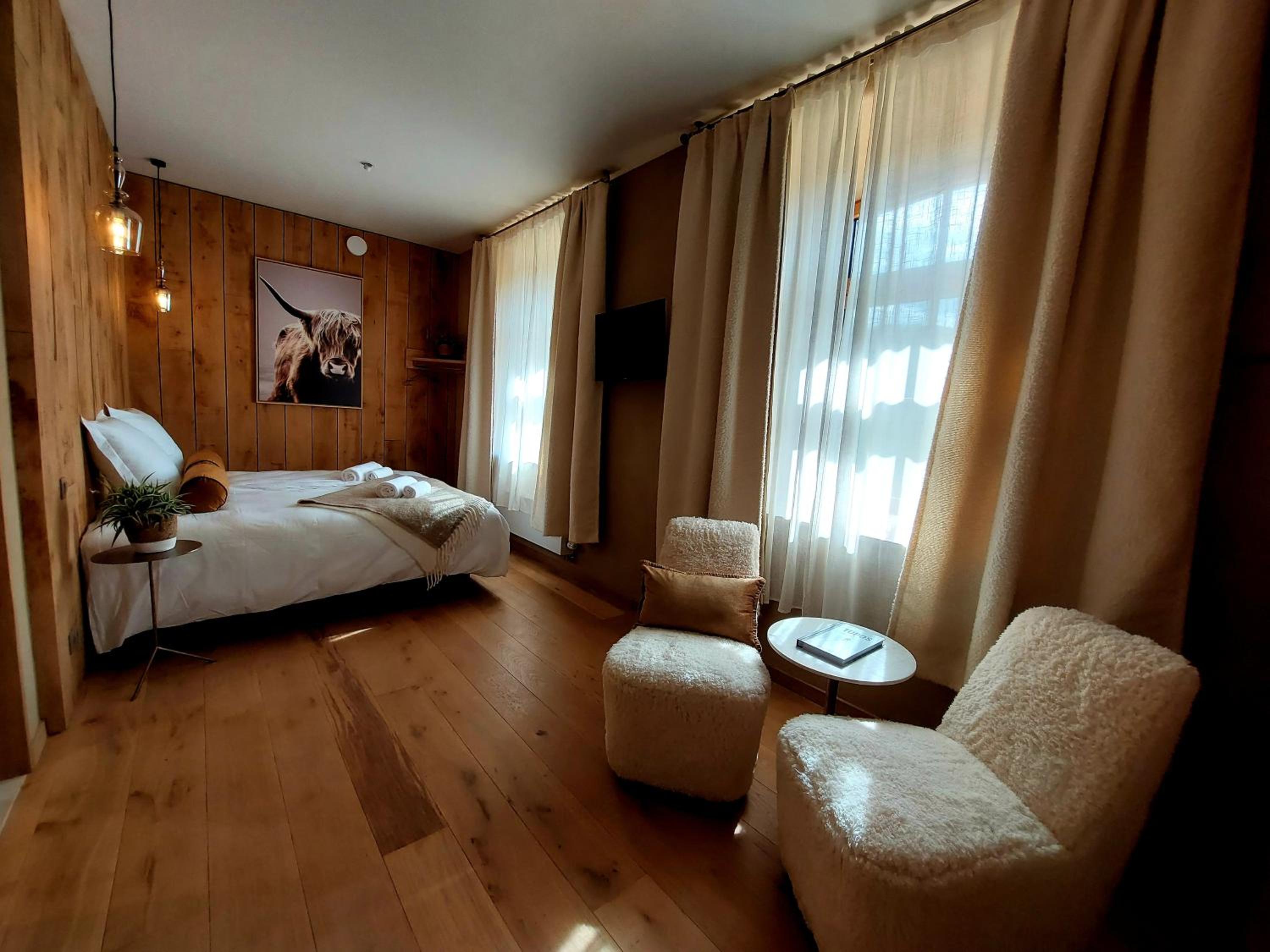 Les Suites de Petit Bomal