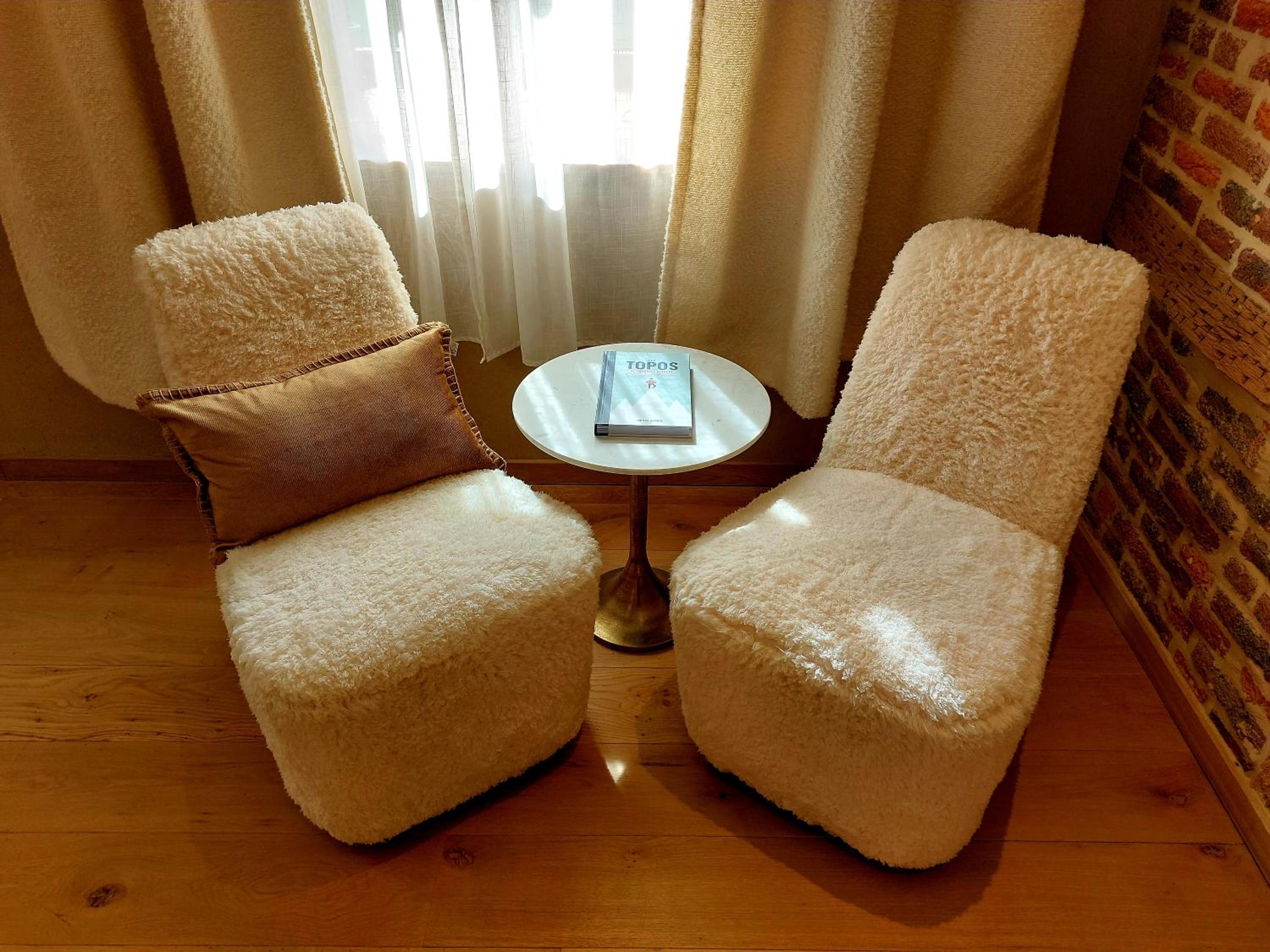 Les Suites de Petit Bomal