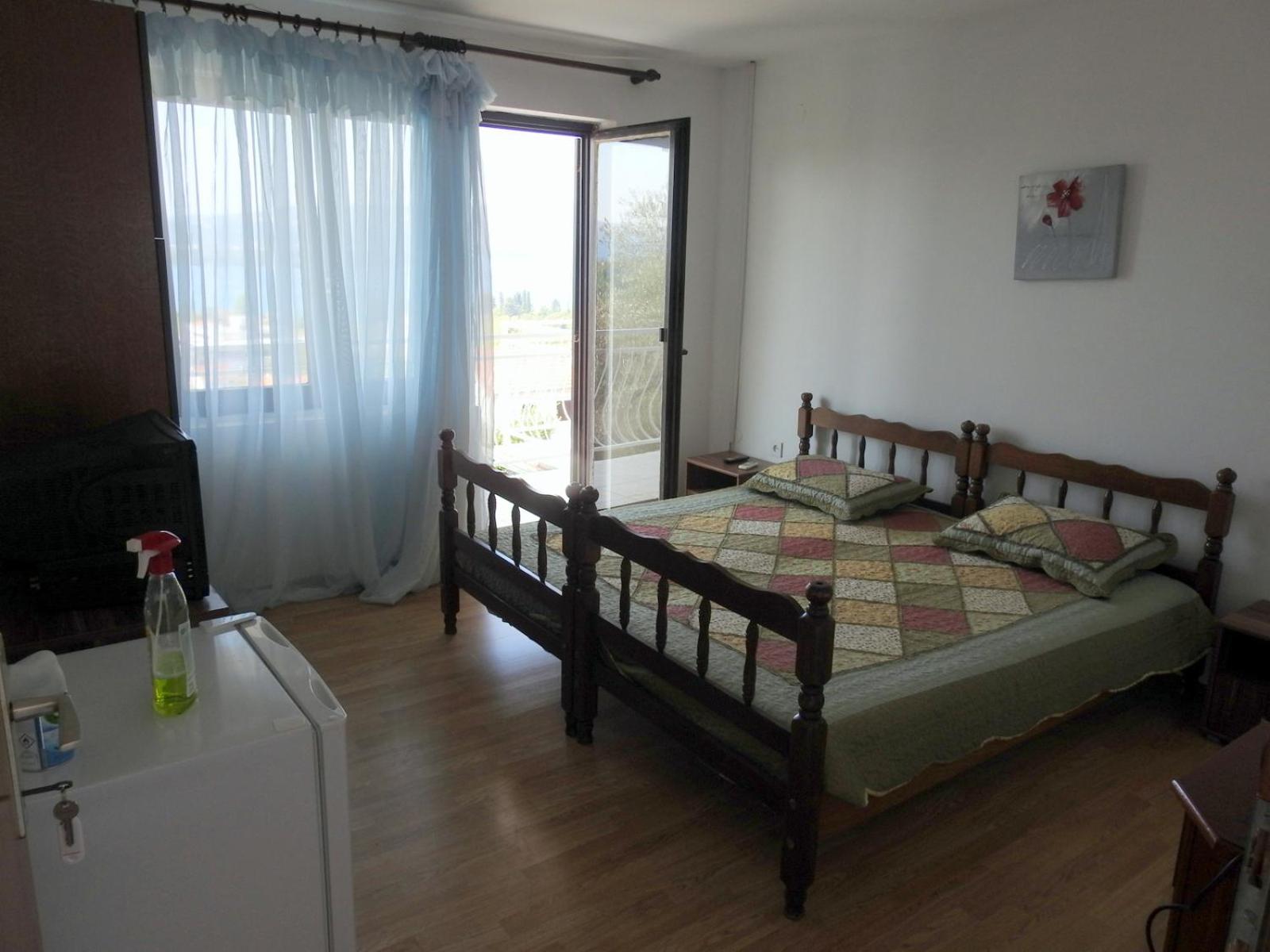 Photo 42