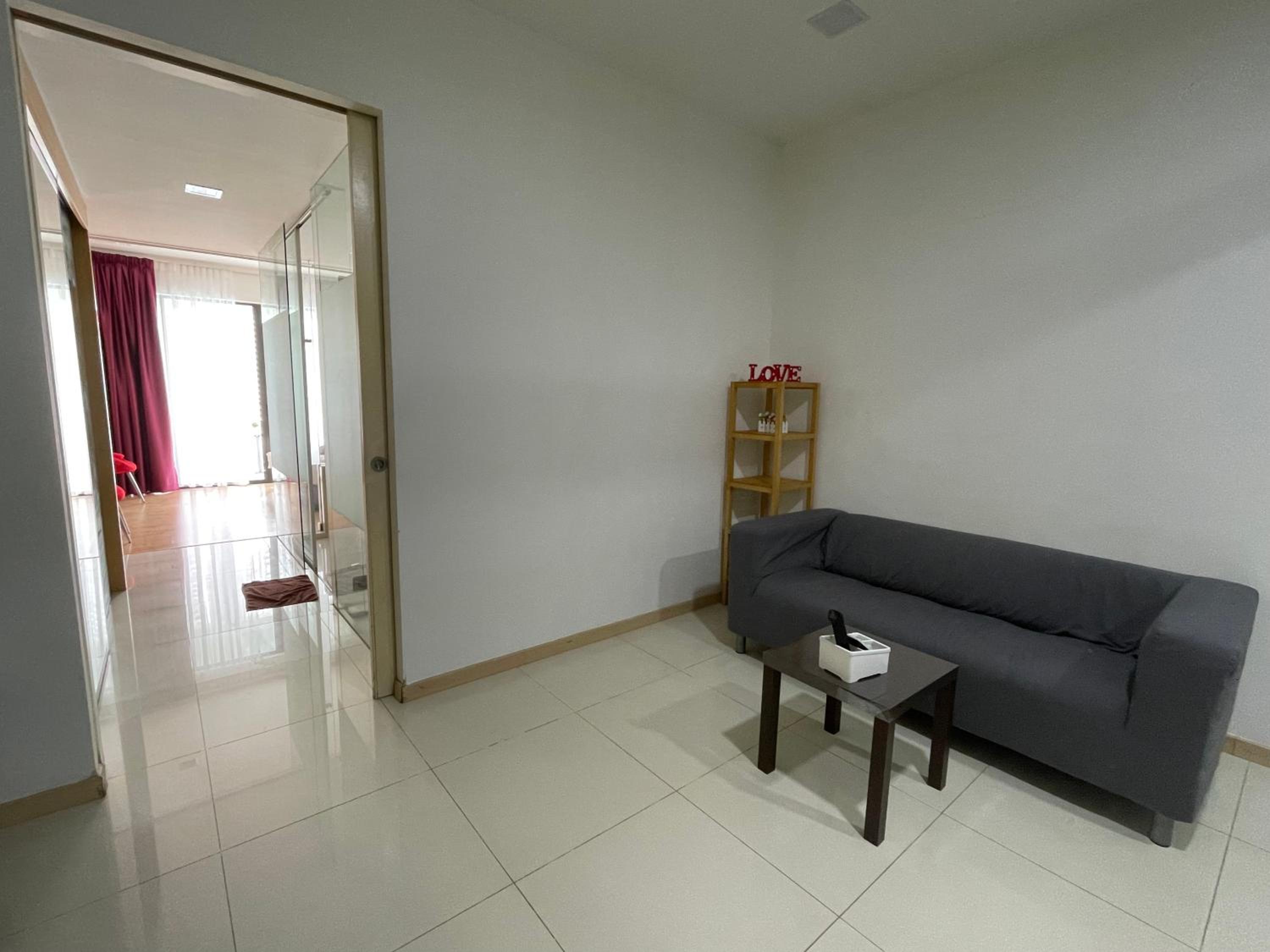 Private Jacuzzi Staycation at KL City 712