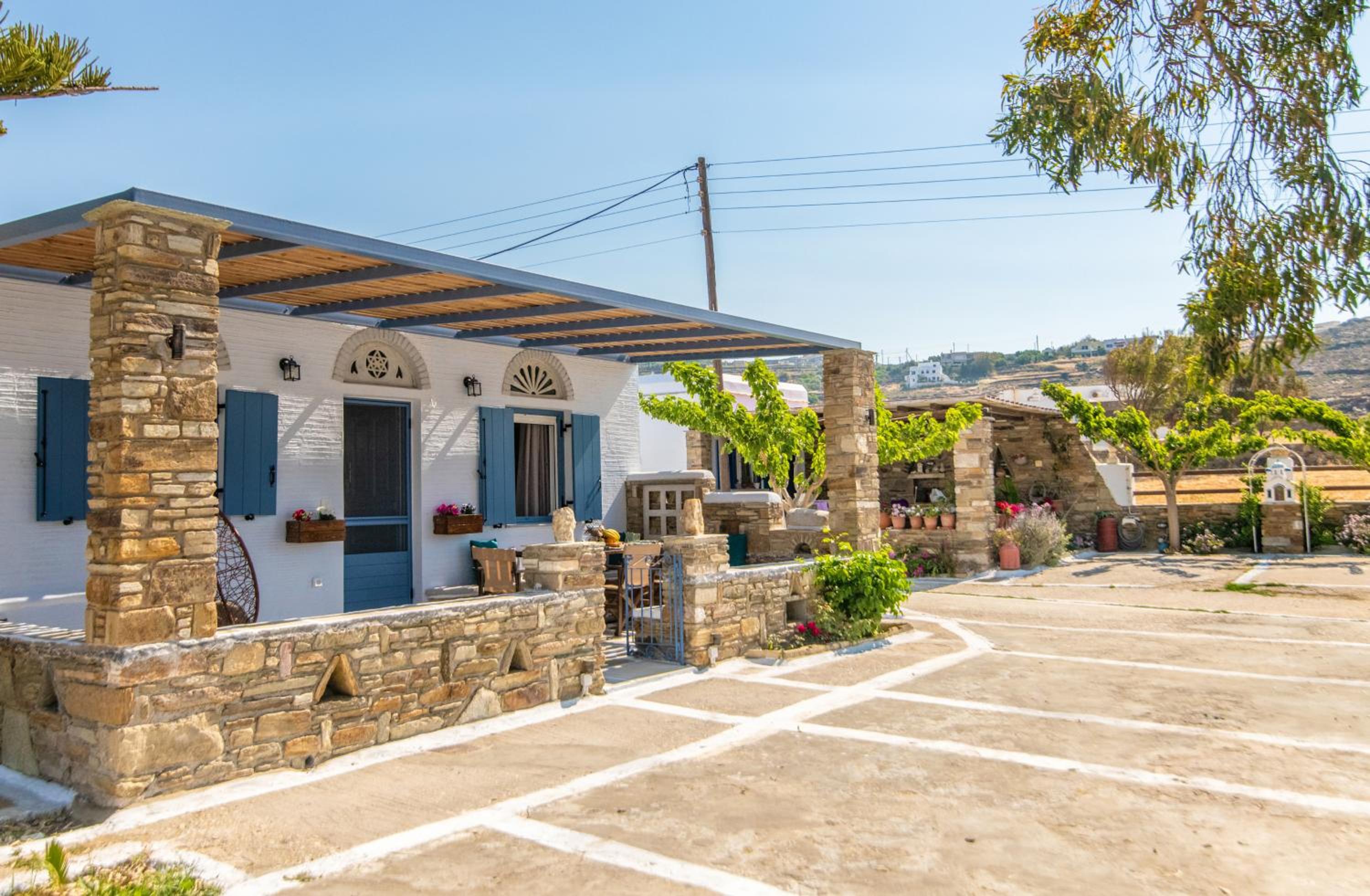 Θἔρως (Theros) house 3- Agios Fokas view 3
