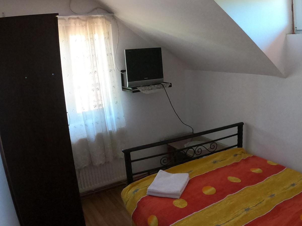 Photo 41