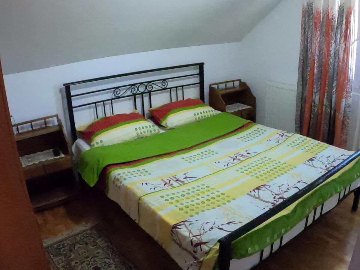 Photo 47