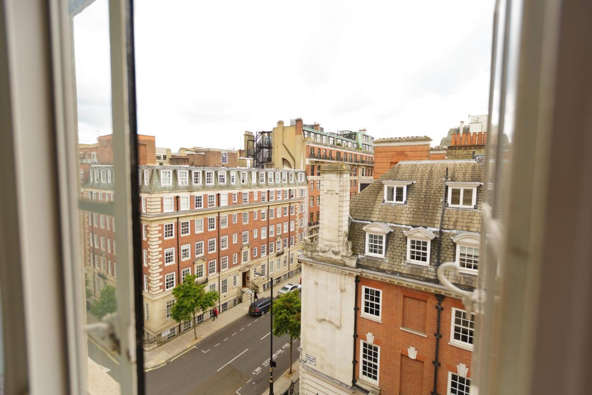 Student Only Accommodation at AXO Oxford Circus near The Regent's Park in London