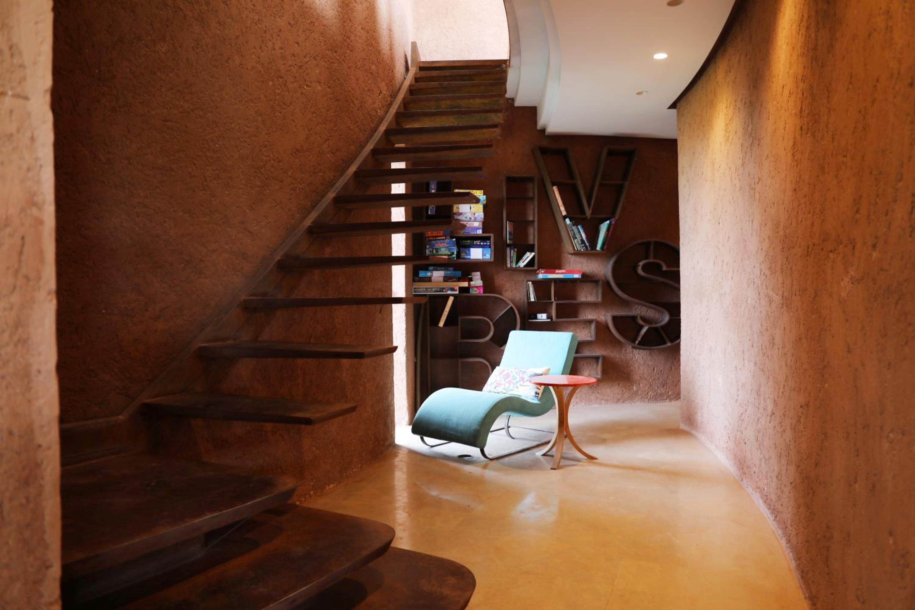 Loop - An hedonist house