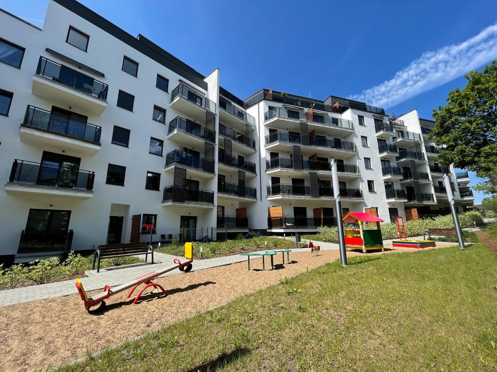 HomeStay Apartment with Parking view 5