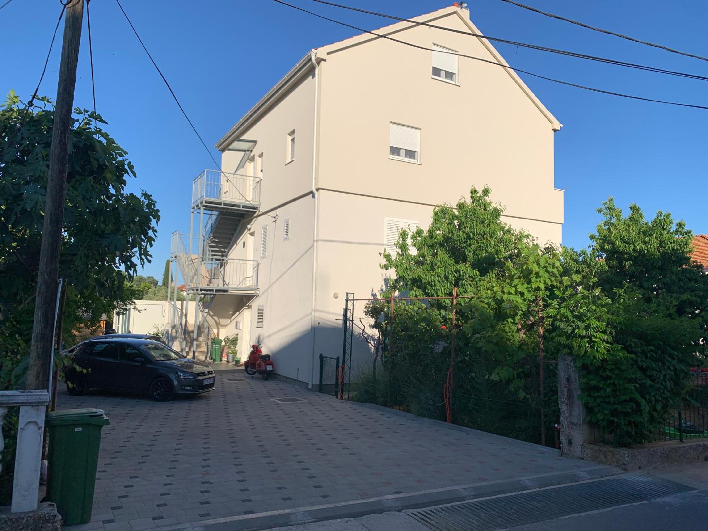 New 4* apartment "Orto" in the center of Trogir view 2