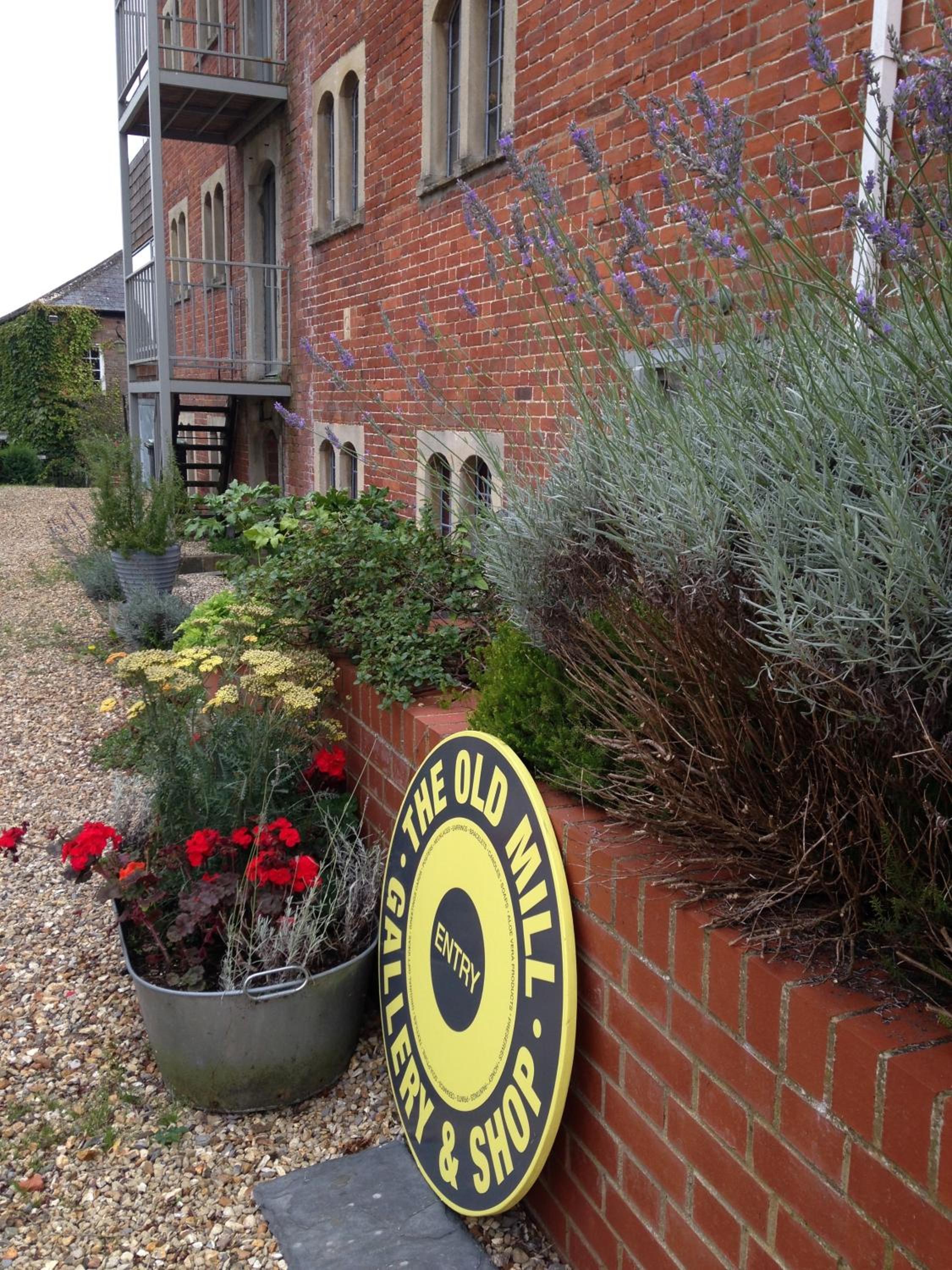 Devizes Vacations - BB at The Old Mill - Property Image 8