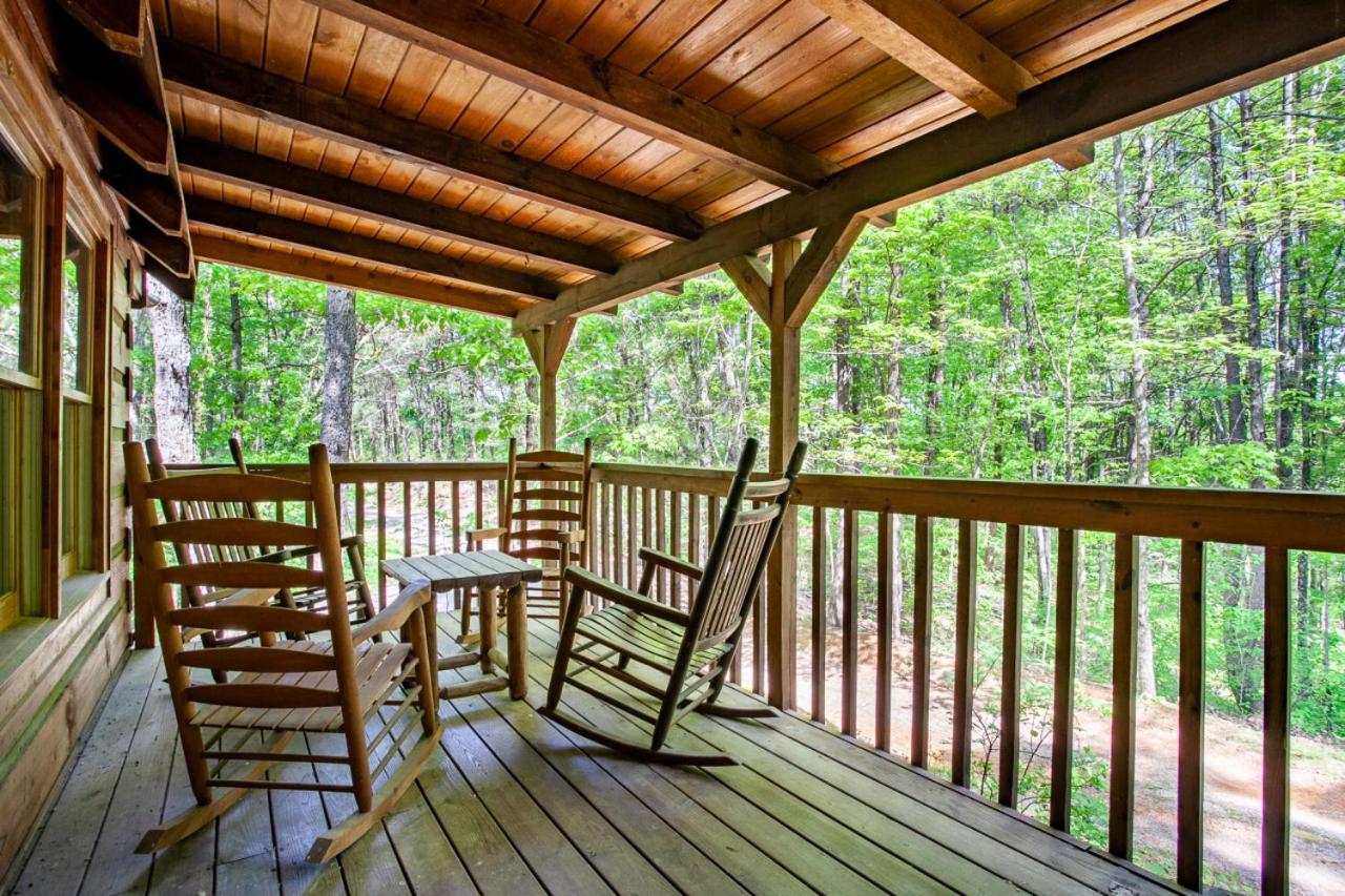 The Hartland - Hot Tub, Jacuzzi, Fireplace