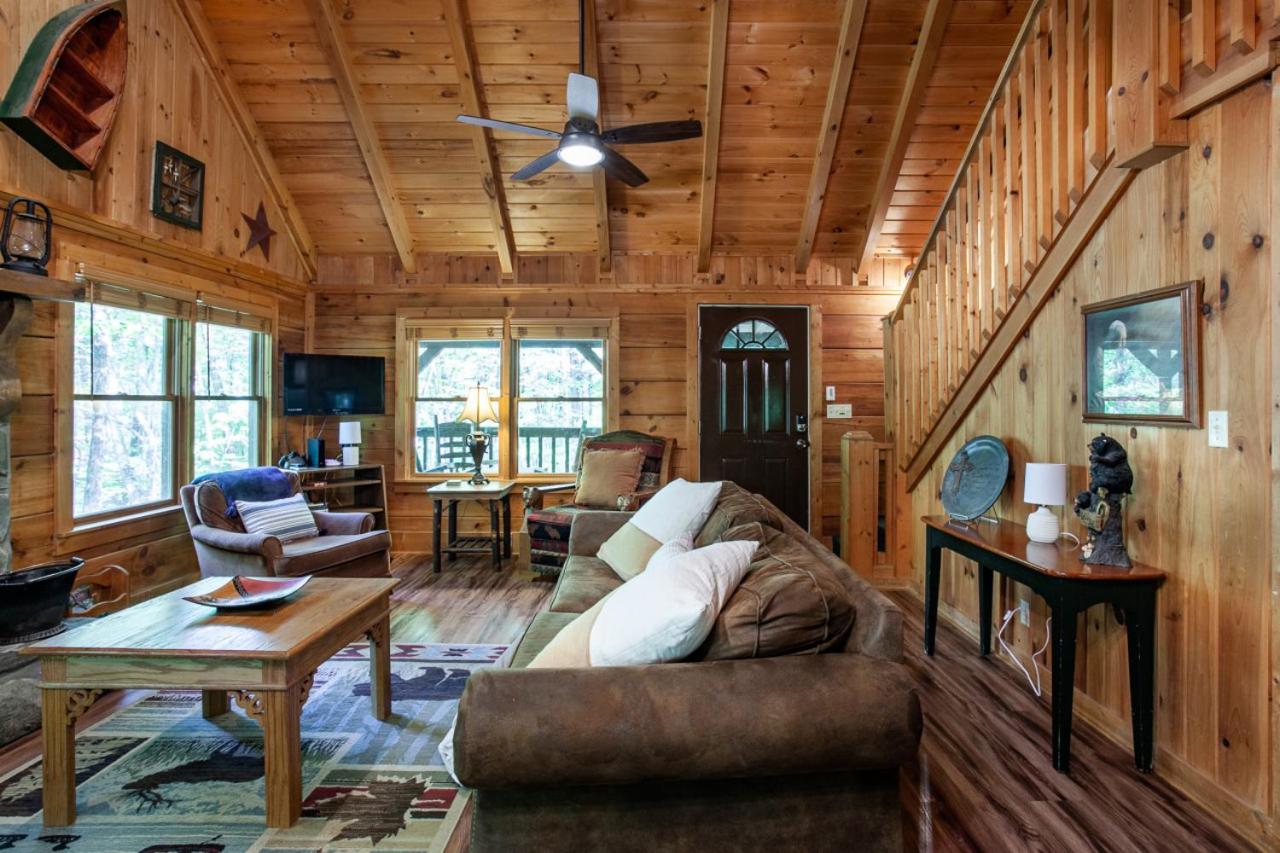 The Hartland - Hot Tub, Jacuzzi, Fireplace