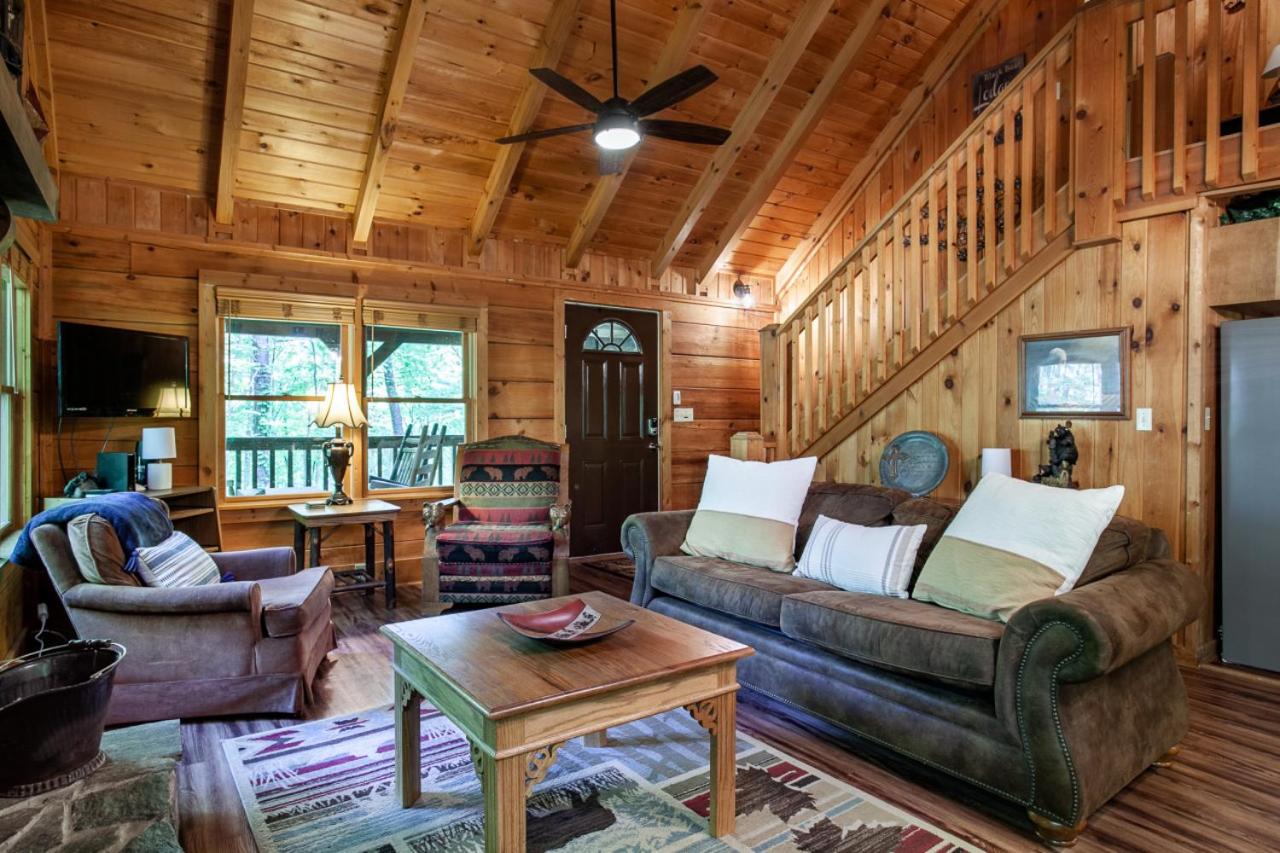The Hartland - Hot Tub, Jacuzzi, Fireplace