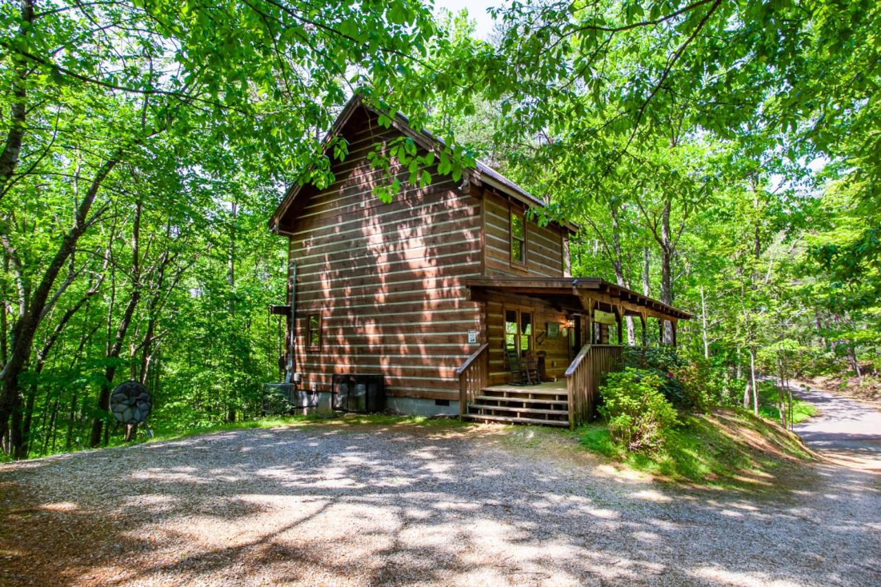 The Hartland - Hot Tub, Jacuzzi, Fireplace