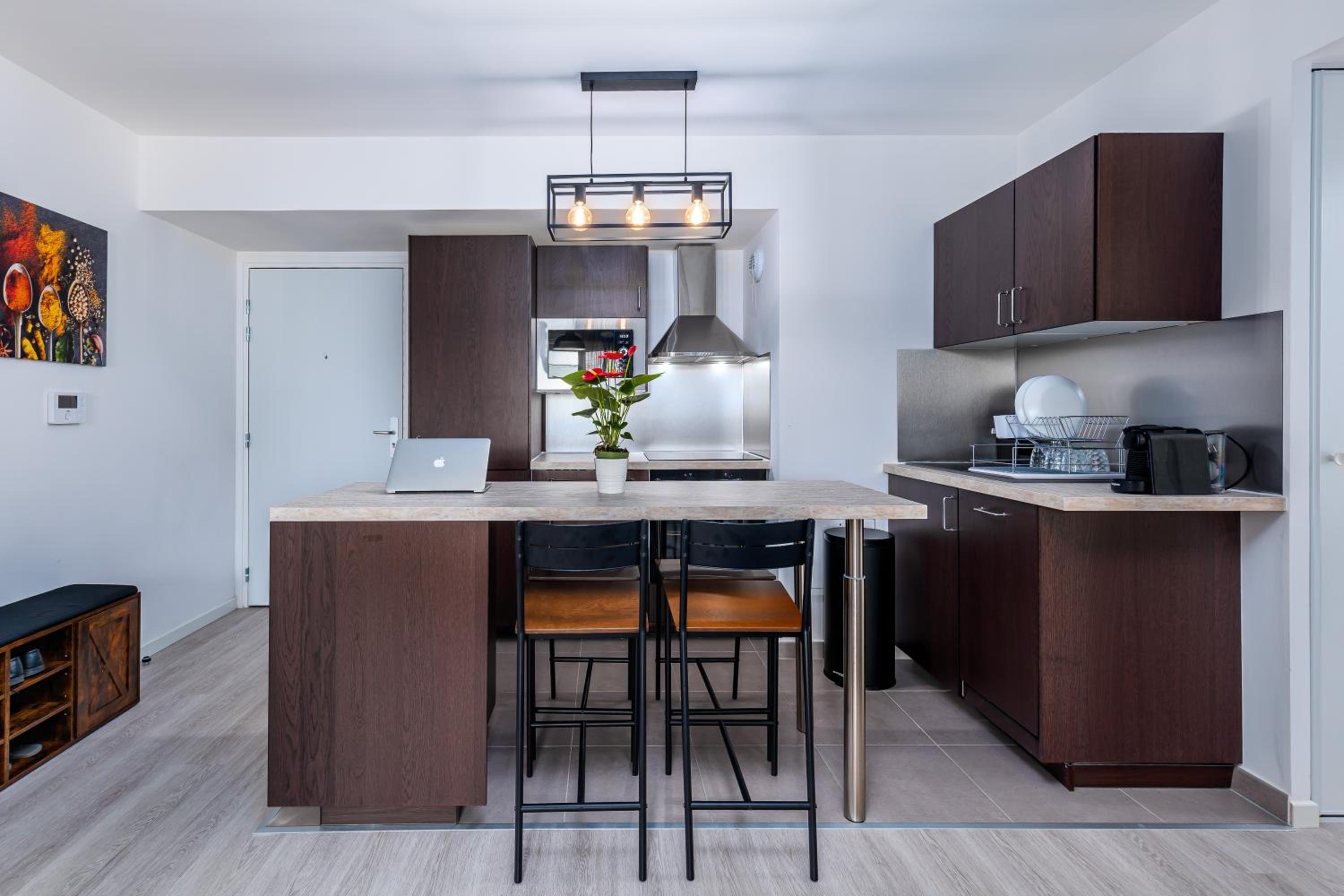 Appartement lumineux de standing view 5