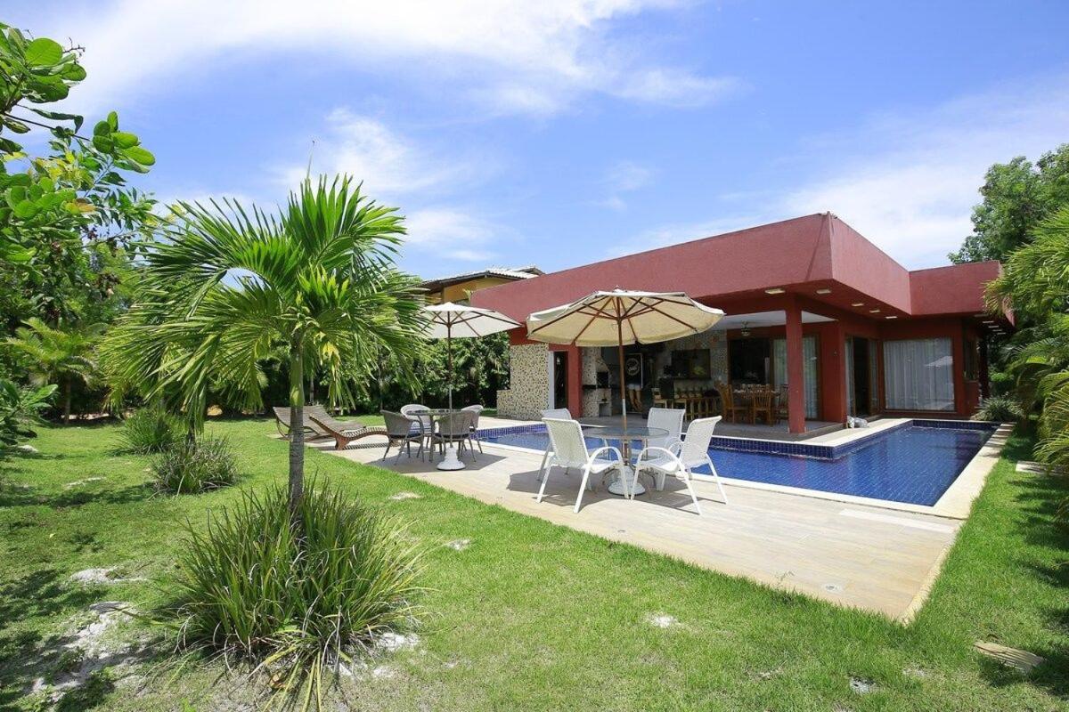 Okkara Itacimirim House - 4 suites - Luxury Condominium - Extraordinary Swimming Pool - Itacimirim Beach Bahia Brazil