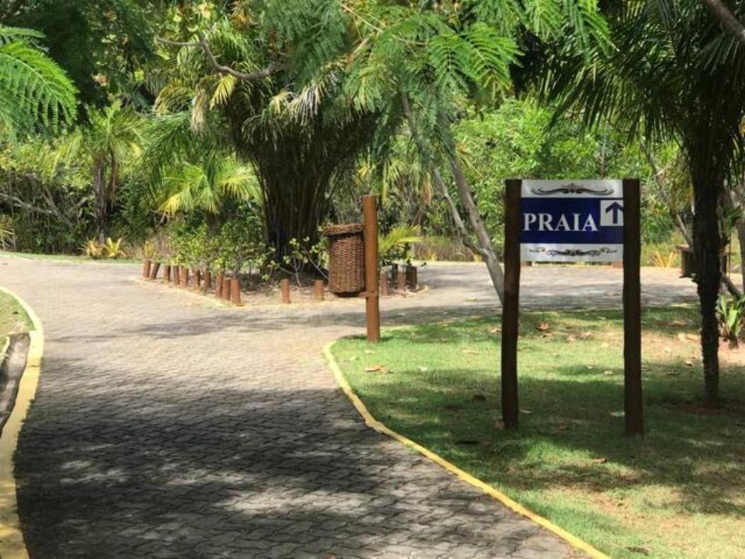 Okkara Itacimirim House - 4 suites - Luxury Condominium - Extraordinary Swimming Pool - Itacimirim Beach Bahia Brazil