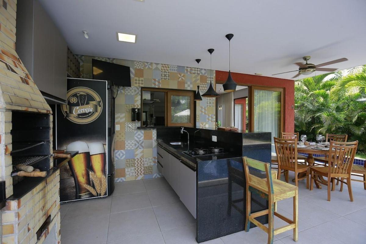 Okkara Itacimirim House - 4 suites - Luxury Condominium - Extraordinary Swimming Pool - Itacimirim Beach Bahia Brazil