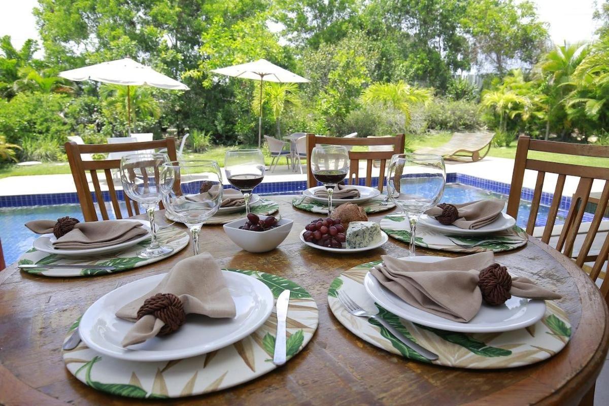 Okkara Itacimirim House - 4 suites - Luxury Condominium - Extraordinary Swimming Pool - Itacimirim Beach Bahia Brazil