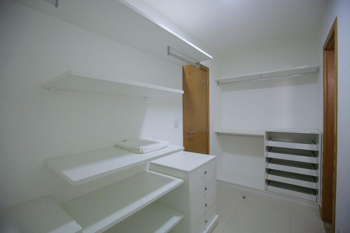 Okkara Guarajuba House - 5 bedrooms - Gym and View - Luxury - Guarajuba Beach BA Brazil