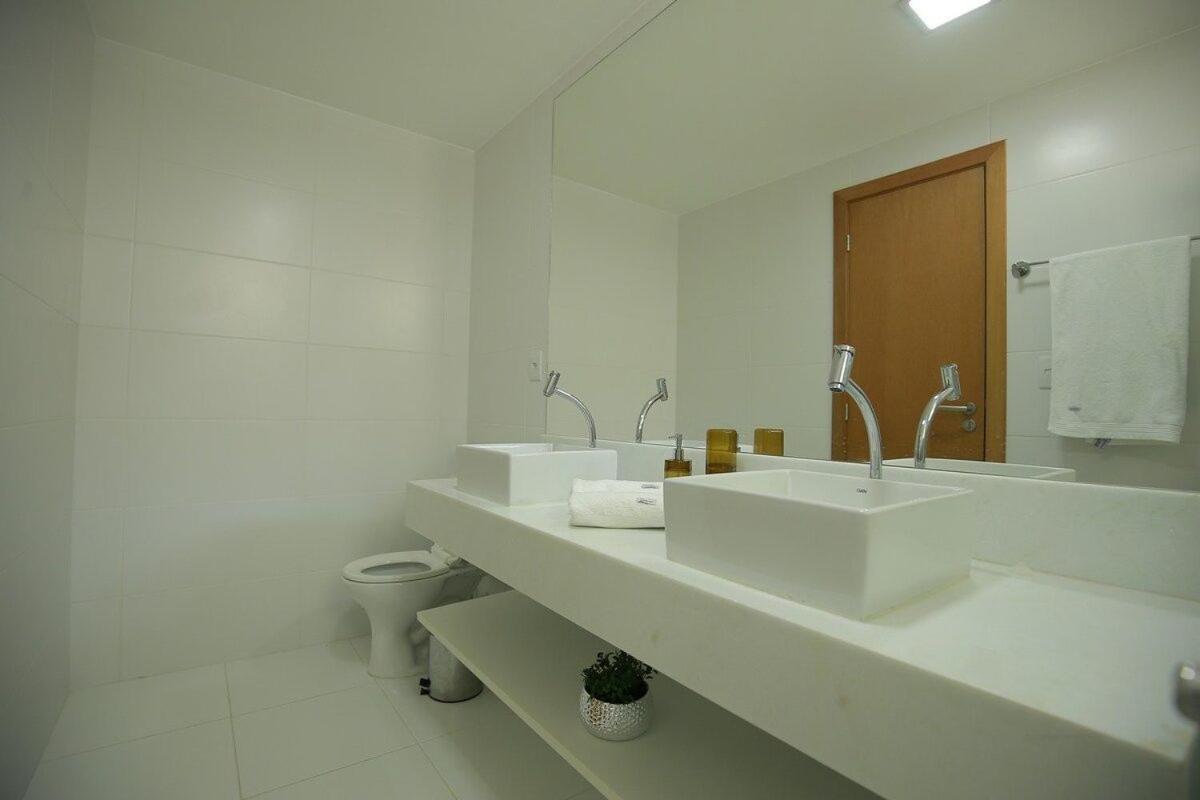 Okkara Guarajuba House - 5 bedrooms - Gym and View - Luxury - Guarajuba Beach BA Brazil