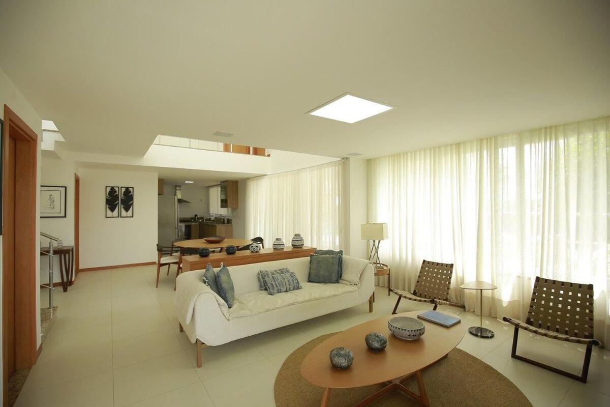Okkara Guarajuba House - 5 bedrooms - Gym and View - Luxury - Guarajuba Beach BA Brazil