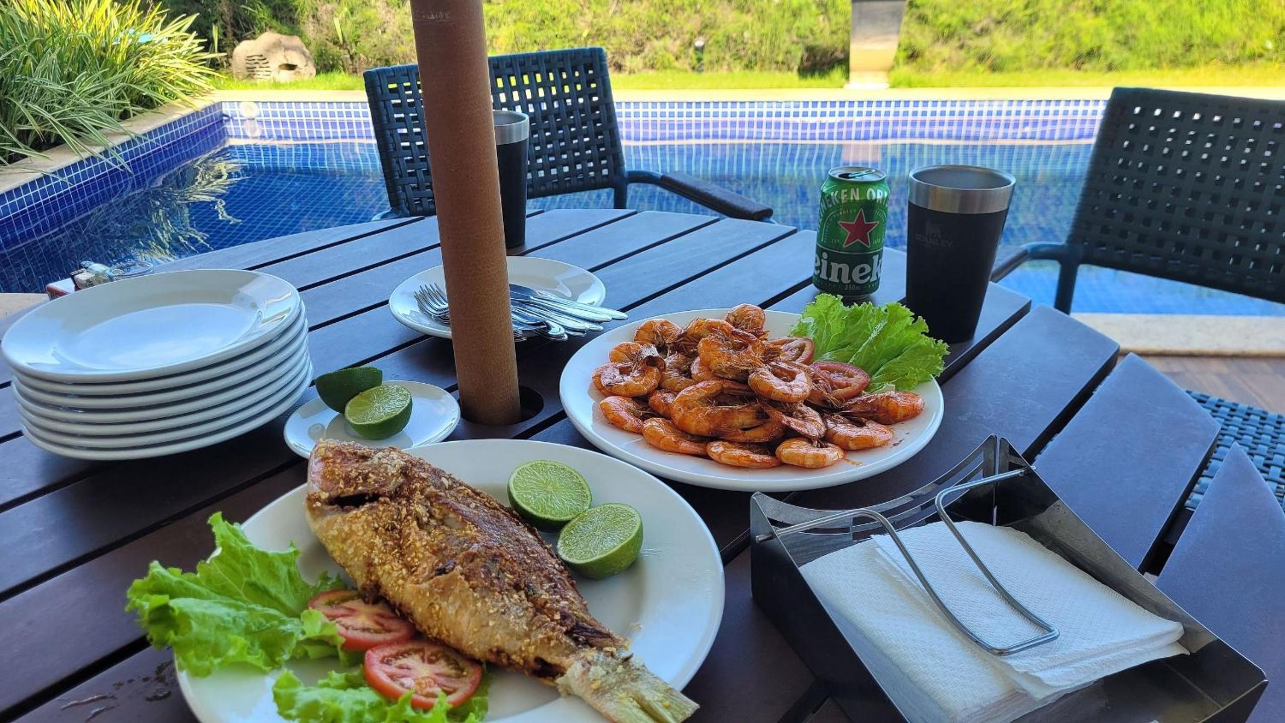 Okkara Guarajuba House - 5 bedrooms - Gym and View - Luxury - Guarajuba Beach BA Brazil