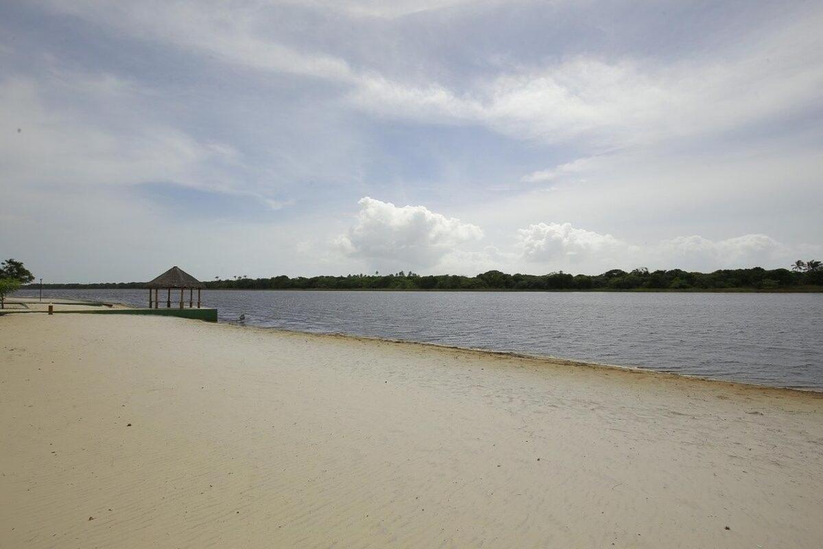 Okkara Guarajuba House - 5 bedrooms - Gym and View - Luxury - Guarajuba Beach BA Brazil