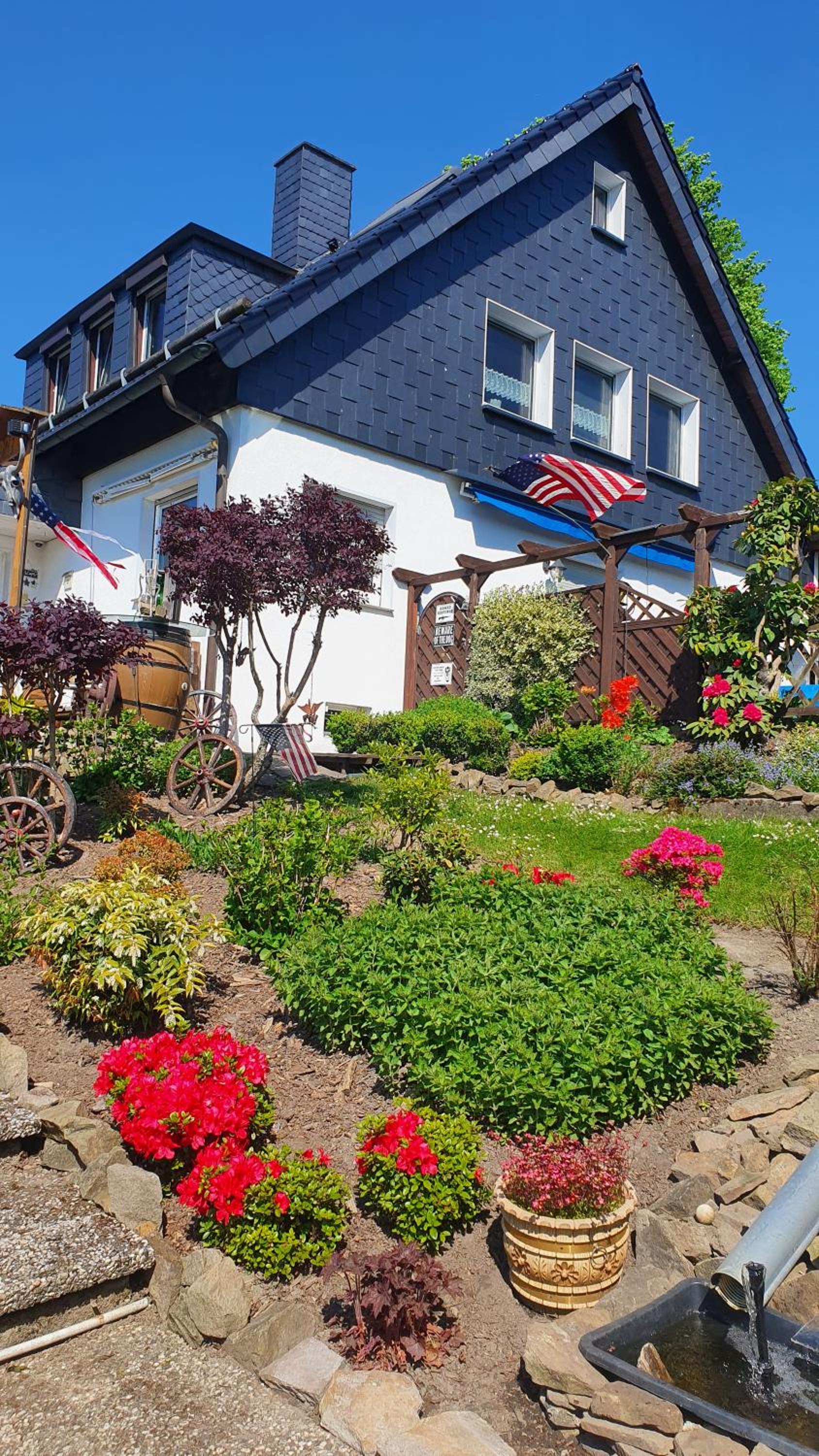 FRANKES LODGE Apartment mit Garten, 6 Einzelbetten, Parkplatz