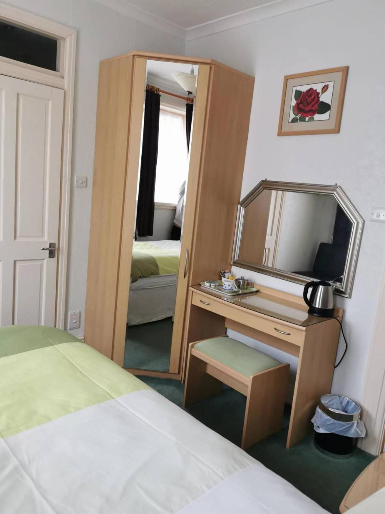 Athol Park Guest House