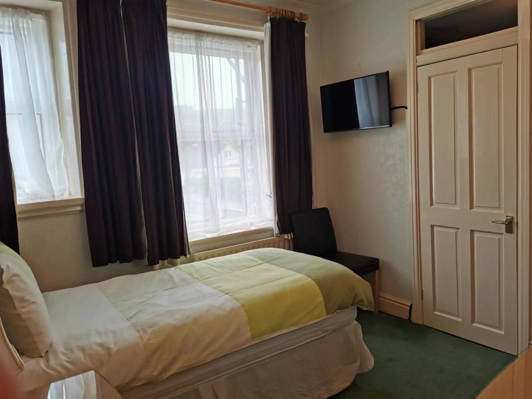 Athol Park Guest House