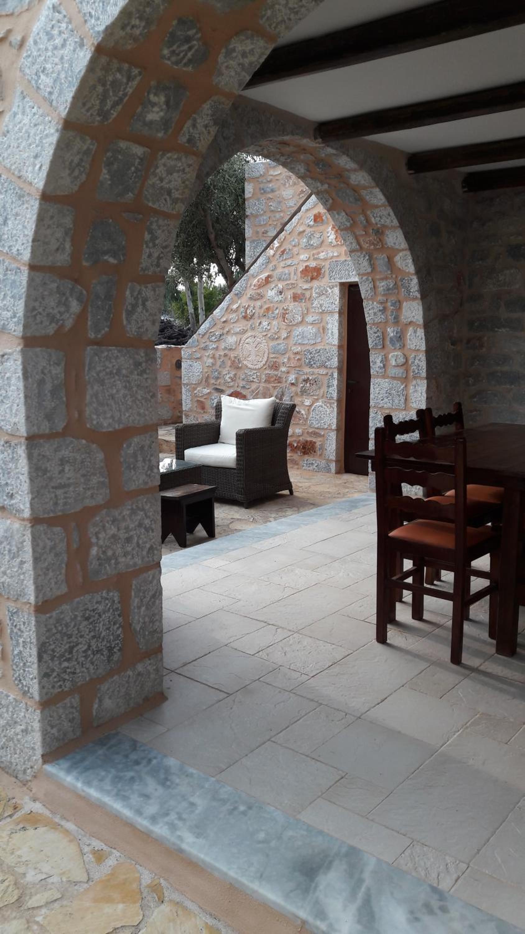 Mani Fort Charabos
