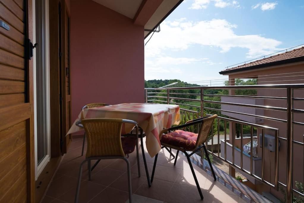 Apartments Lorena view 3