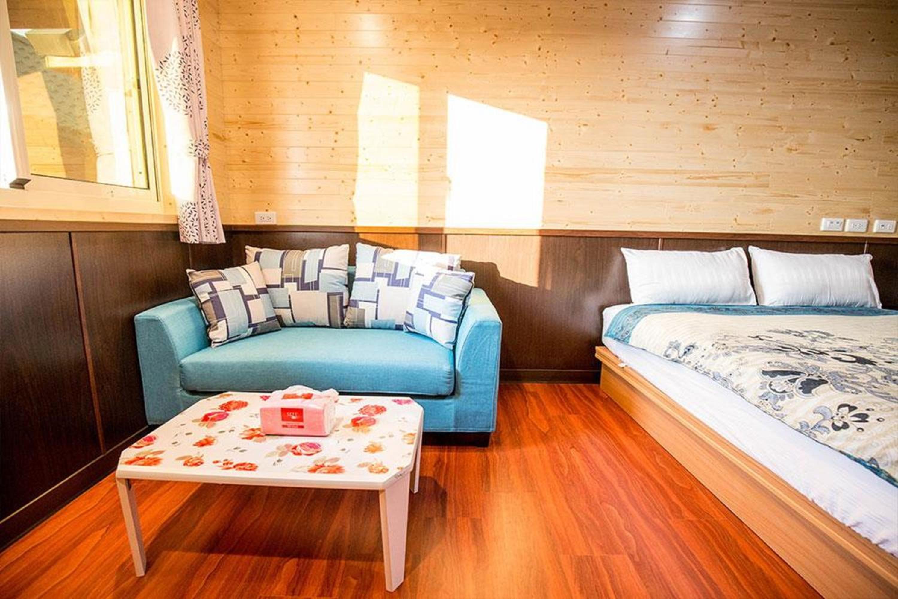 Xiaoliuqiu Happy House B&B