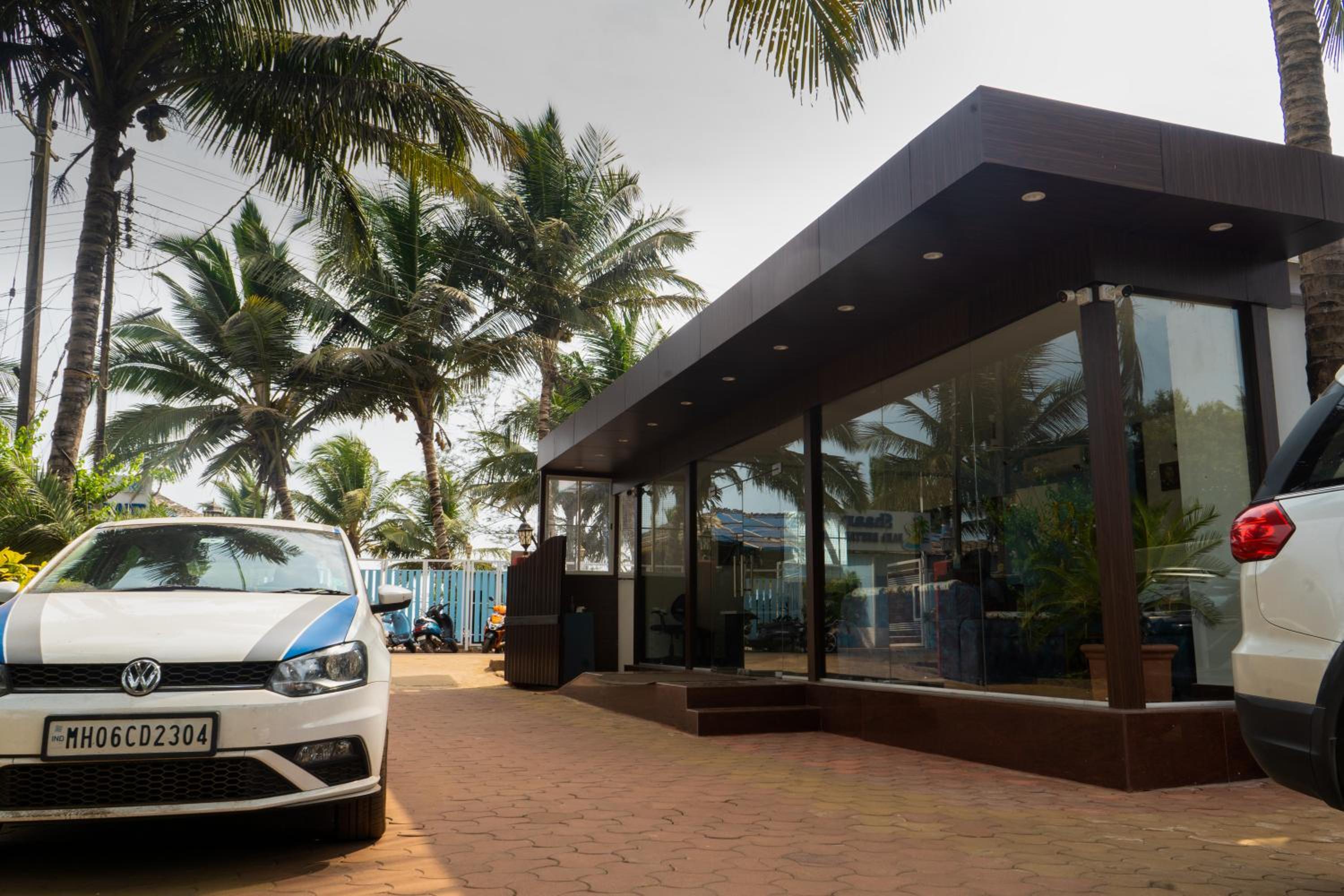 Shaan Coco Palms Beach Resort