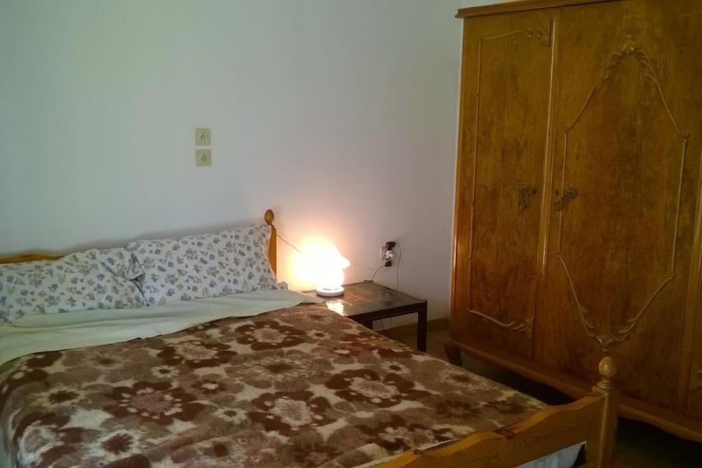 PRIVATE BEDROOMS IN SHARED APARTMENT 135 SM ATHENS Center