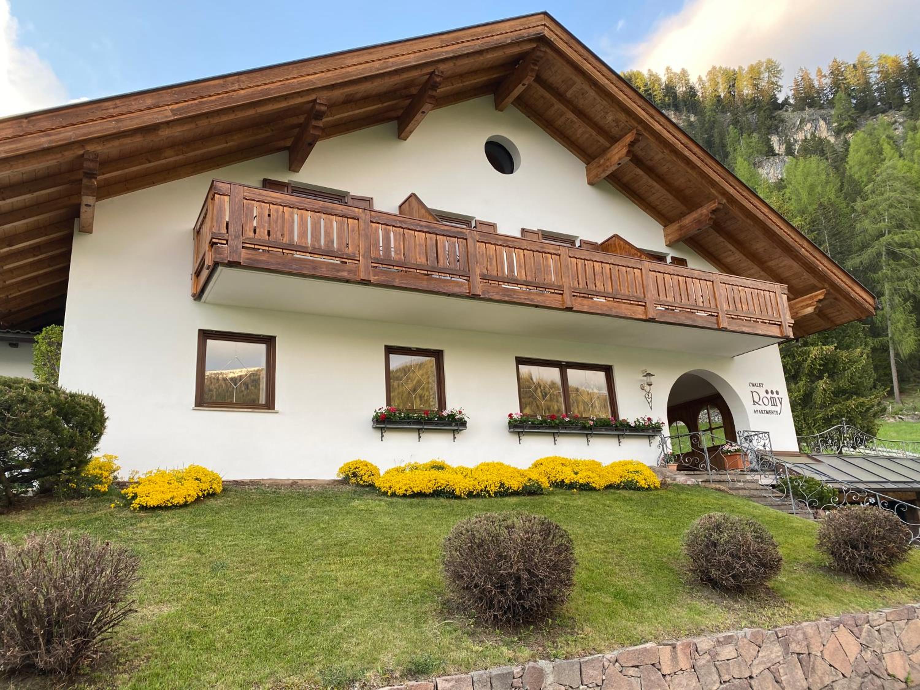 Chalet Romy - Ap Saslonch view 3