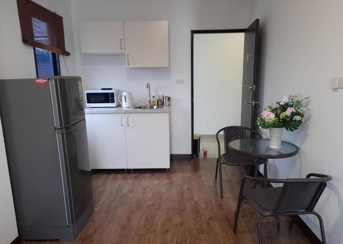 Room 36 service apartment