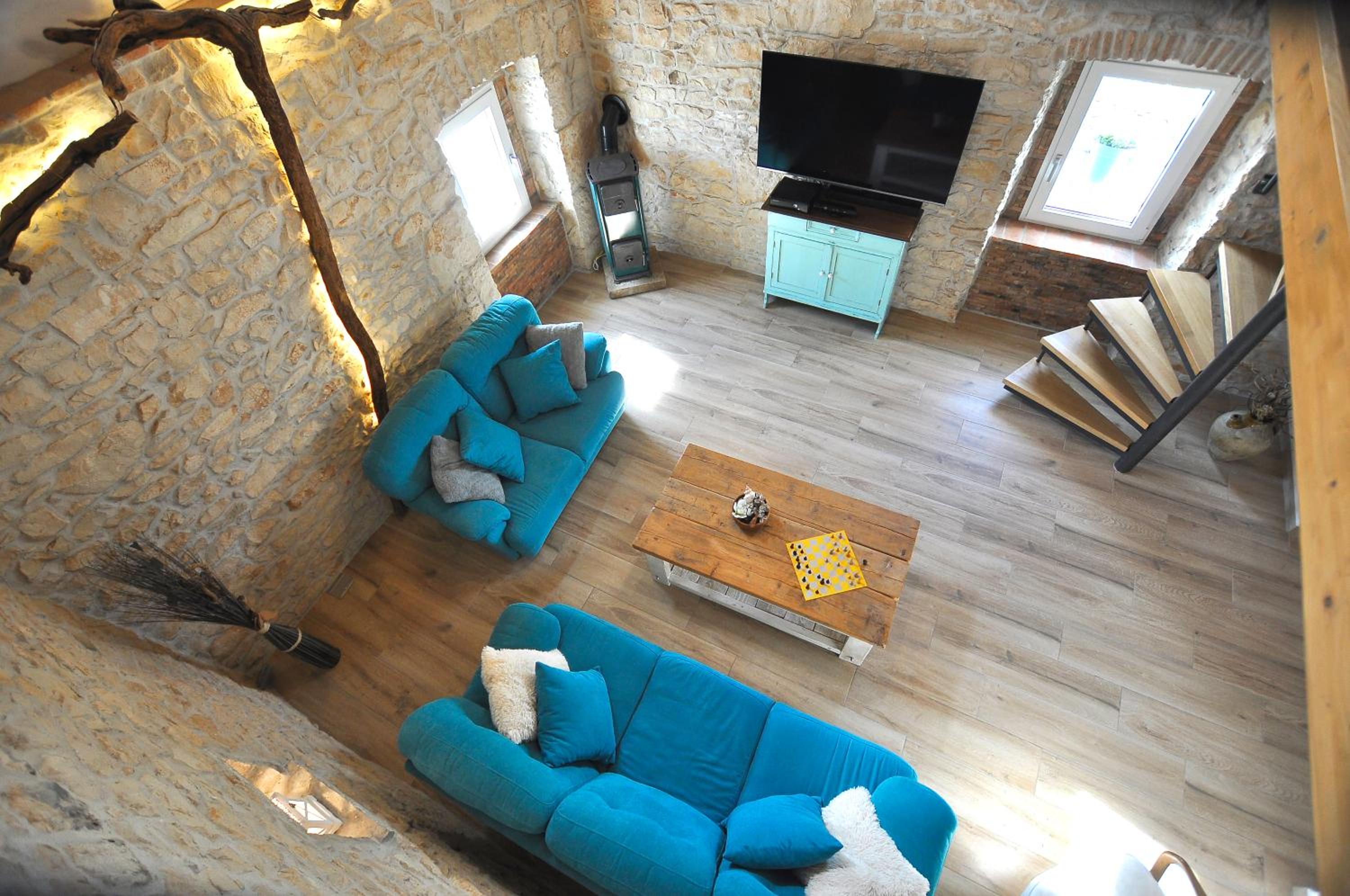 Photo 12