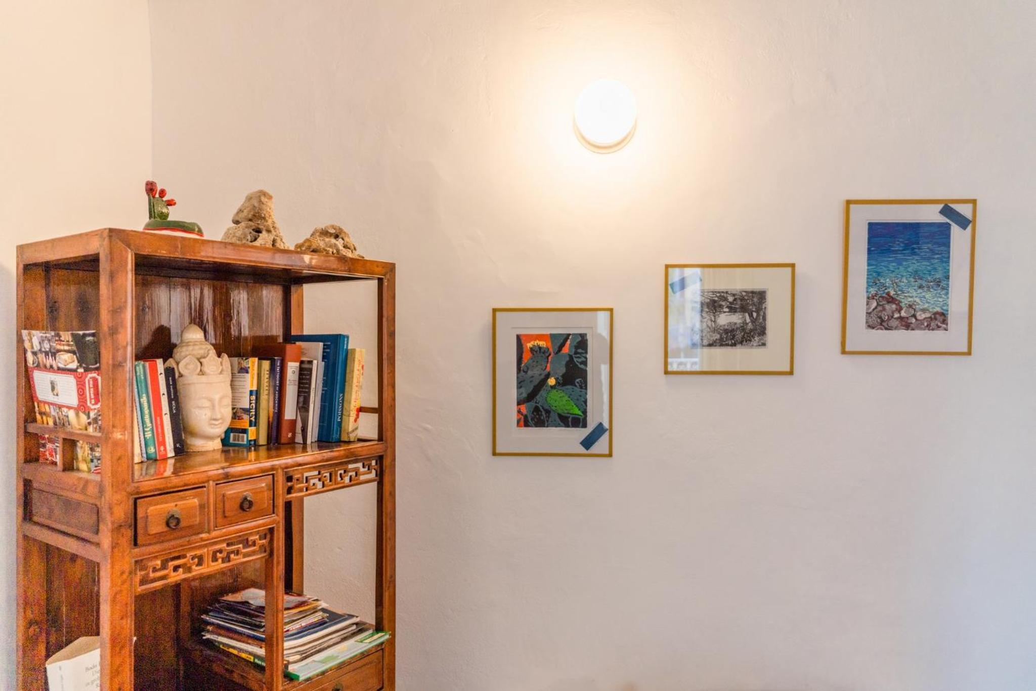 GuestHost - Ortigia Colourful Apartment photo 3