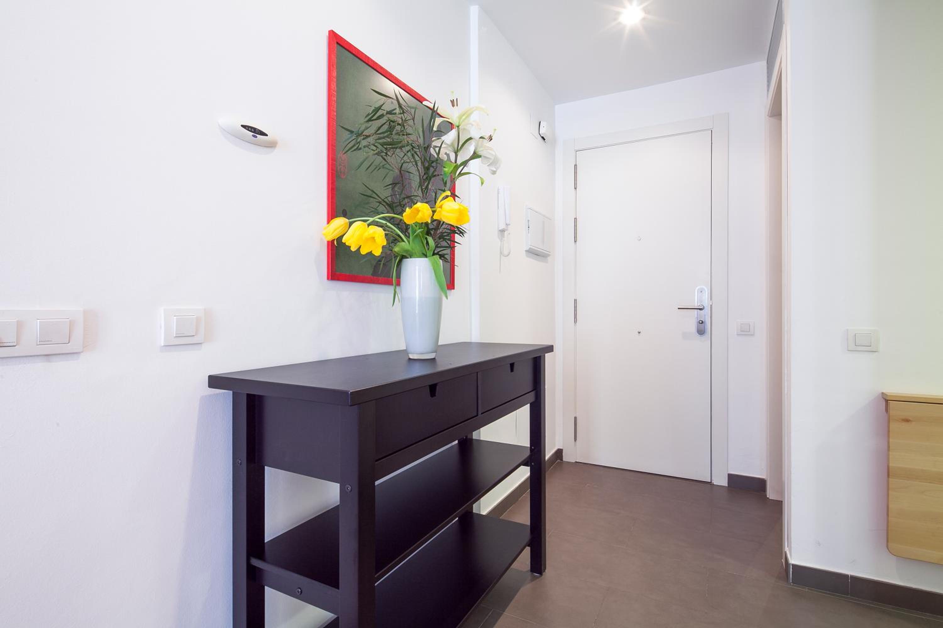 Inside Barcelona Apartments Sants - Image 5