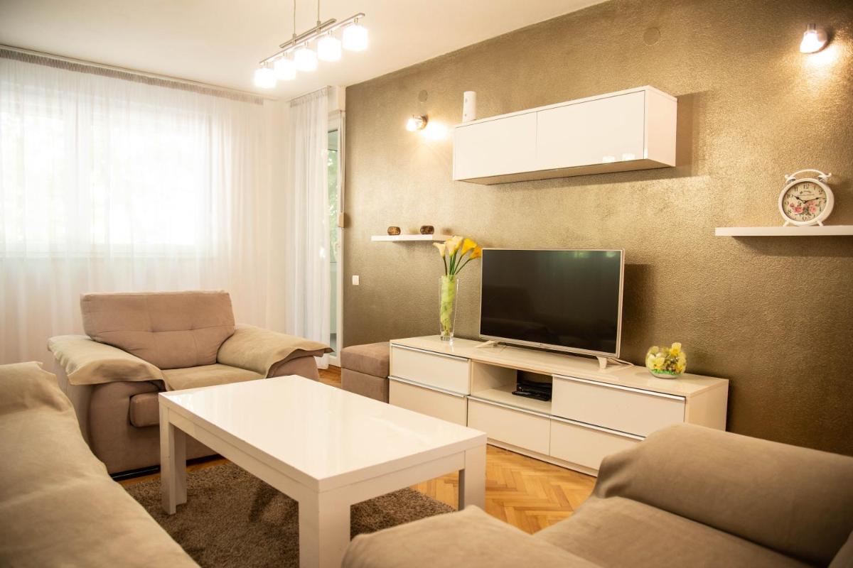 Lux Family Apartment KRUNA view 3