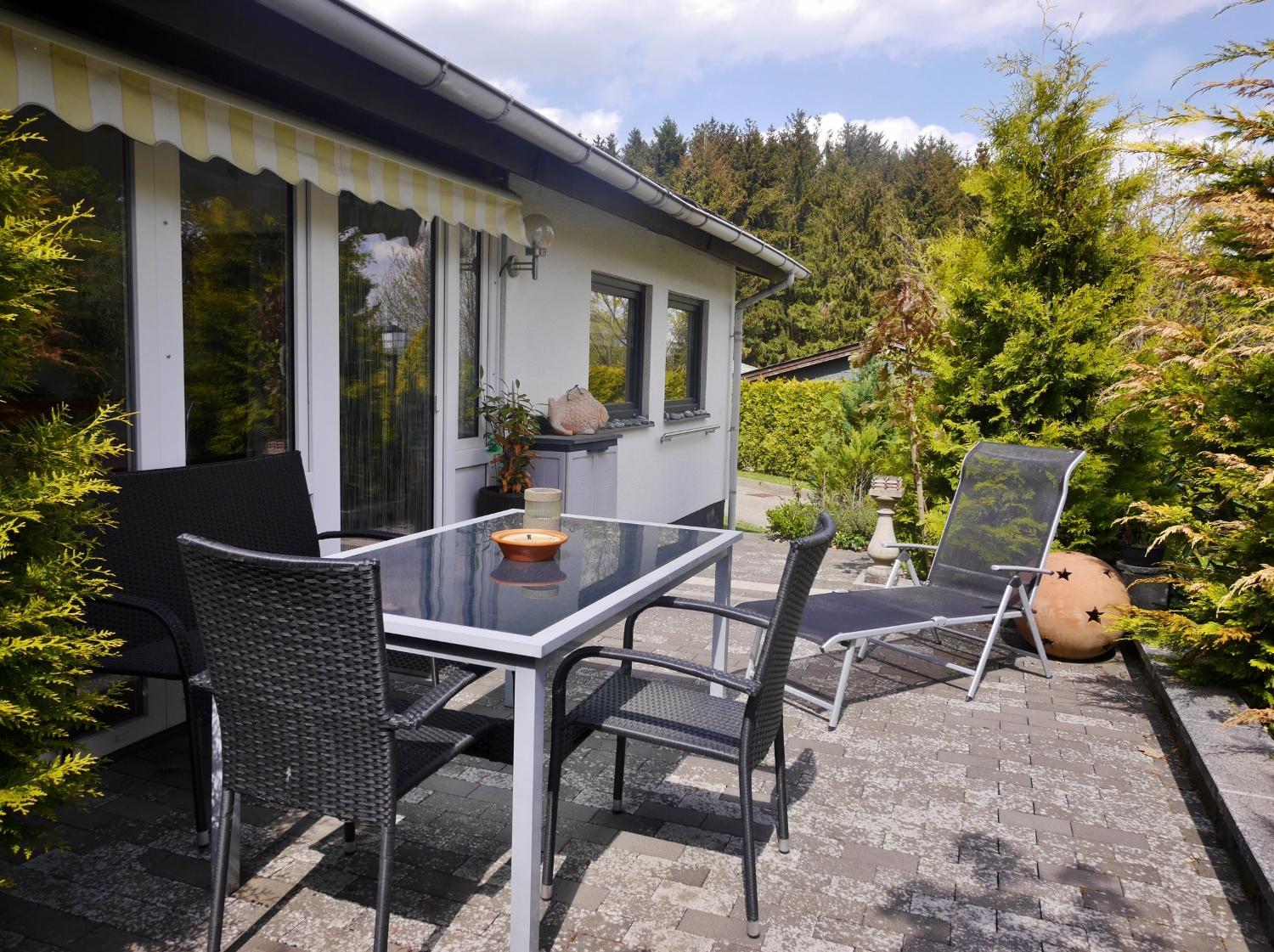 Ferienhaus FREE WILLI mit Wintergarten und großer eingezäunter Terrasse view 5