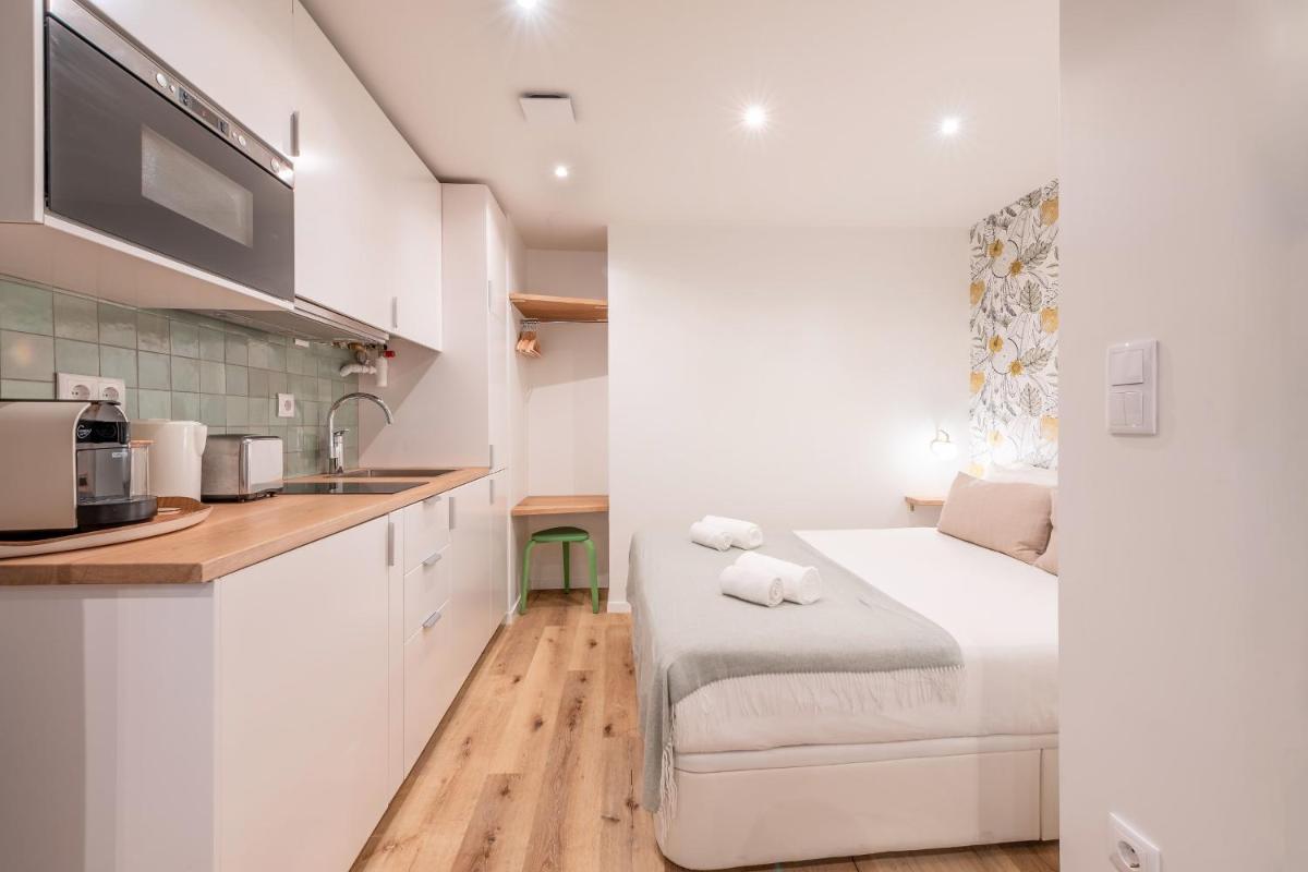 GuestReady - Charming Studio- Newly Renovated! view 3